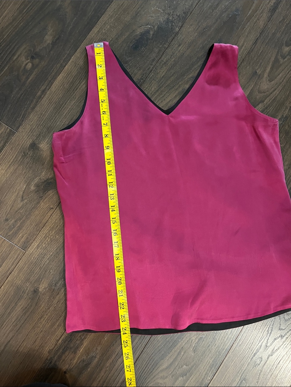 Reversible V-Neck Satin Camisole in pink and black - Picture 11 of 12